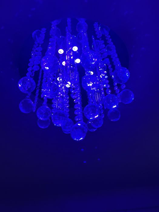 Lampa sufitowa(plafon)z pilotem i zarówkami led + podswietlenie RGB