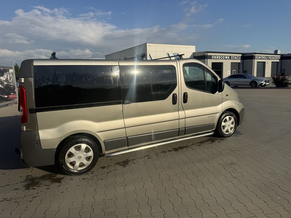 Renault Traffic II 2.5 150km!