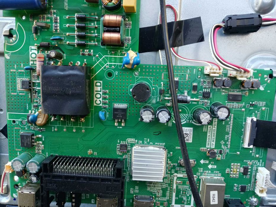 Płyta główna TV Manta 32LHN89T