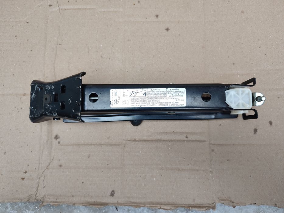 Домкрат Volkswagen polo V (2009–2017) Фольксваген Поло