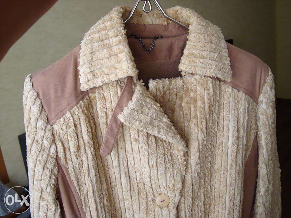 Пальто жіноче демісезонне