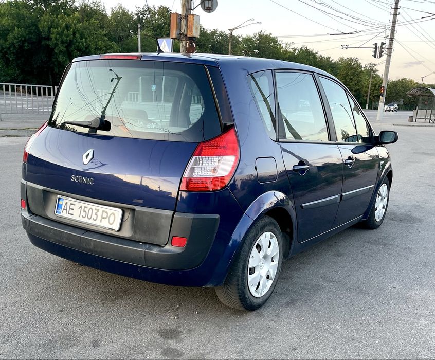 Renault Scenic II 2004 • 1.6 бензин