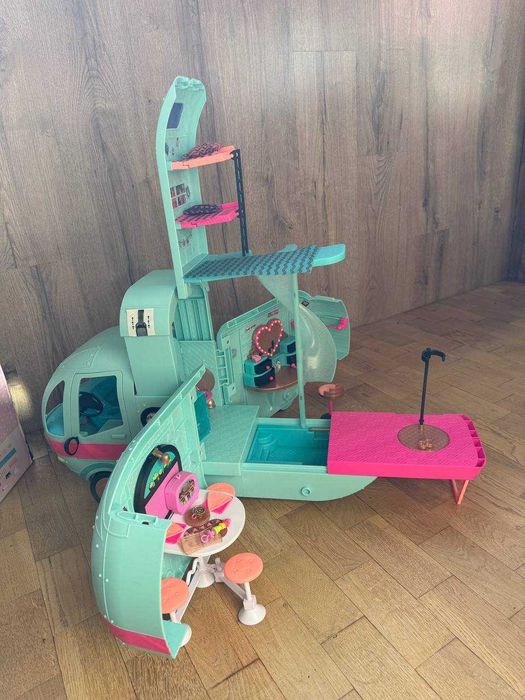 Продам Гламурний Кемпер LOL Surprise Glam N' Go Camper 4в1