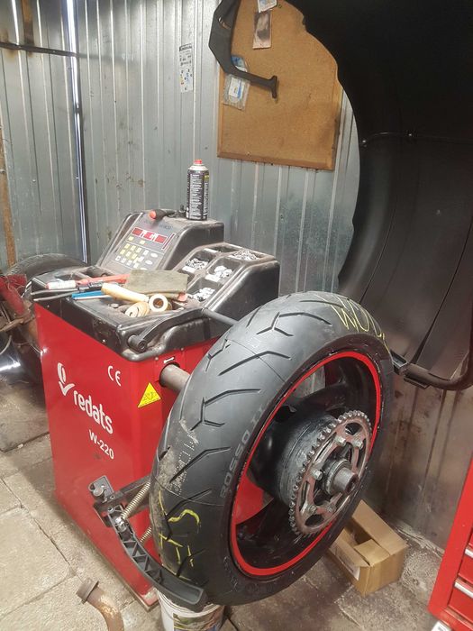 opona 180/55ZR17 Pirelli Angel GT II 2 dot3022 cbr r1 zr17 2,6mm