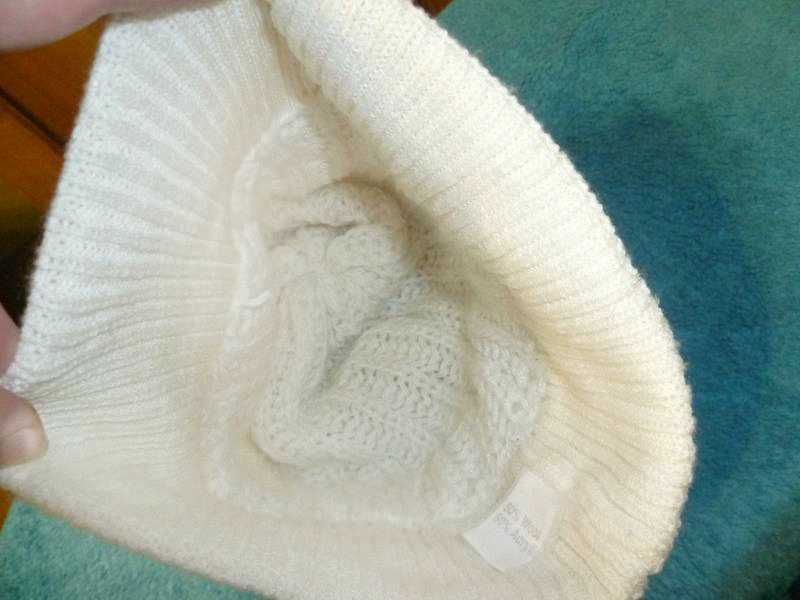 Женская двухслойная шапка теплая молочная глубокая 50% шерсть 57-58-59