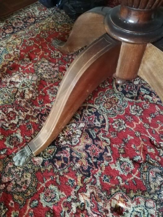 Mesa de jantar em mogno, estilo Inglês