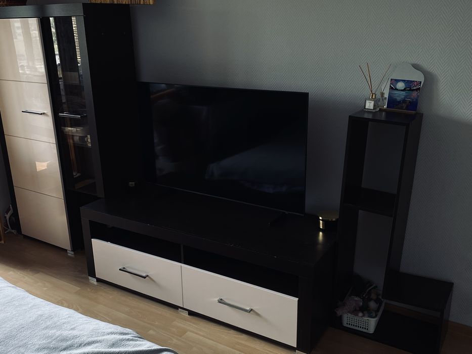 Шафа з тумбами Терміново