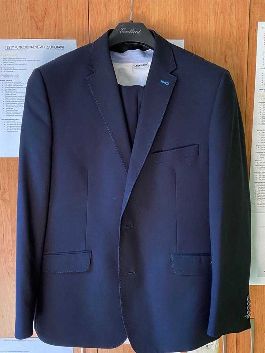 Garnitur OZZANO marynarka spodnie poszetka