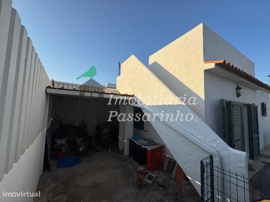 Moradia T3 isolada c/anexo - Aroeira