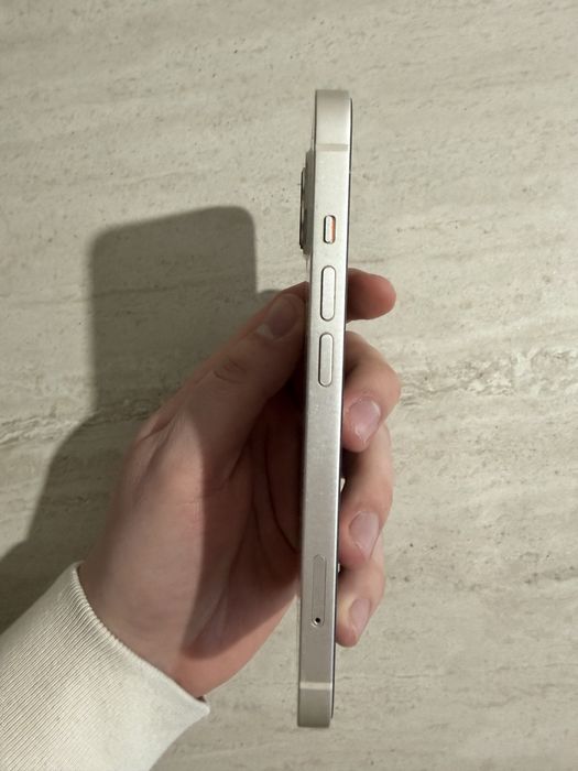 iPhone 13 128GB Biały