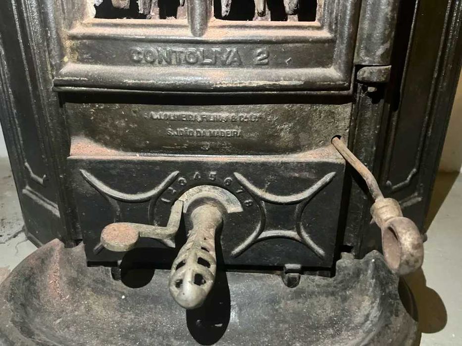 Fogão Contoliva 2; anos 30-40, S. João da Madeira