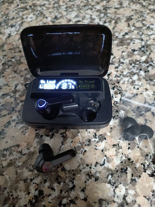 Phones bluetooth Novos com caixa power bank