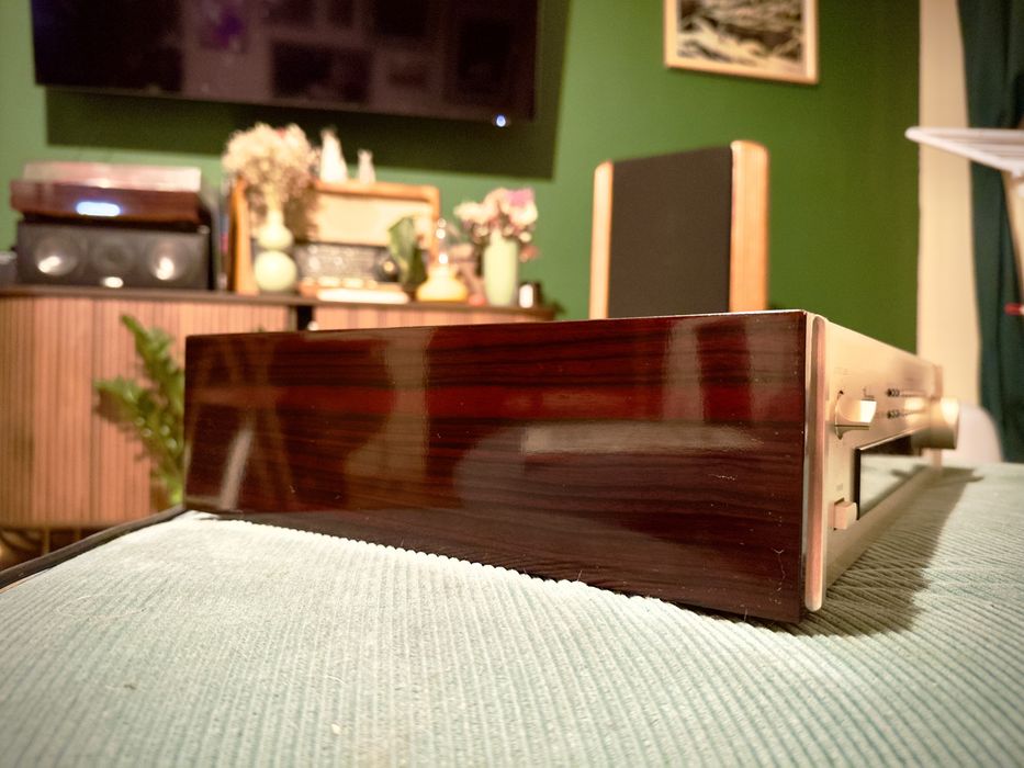 Accuphase T-108  (230V) + pilot + instrukcja + oryginalny karton