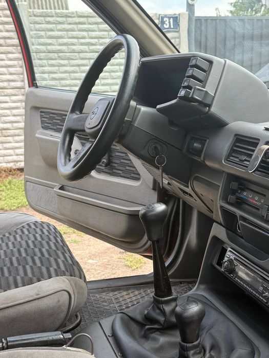 Продам Opel Frontera!В Харькове!!!