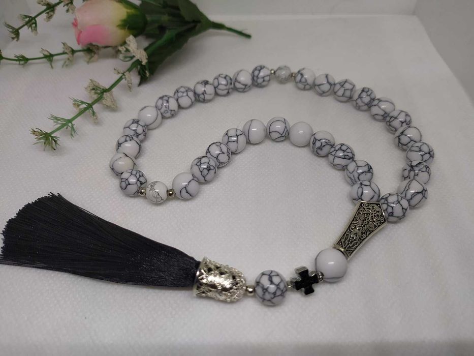 Чотки з натурального каменю в наявності!