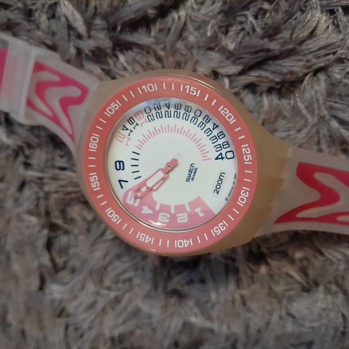 Relogio Swatch RoseWater (Ref. SUGK103)