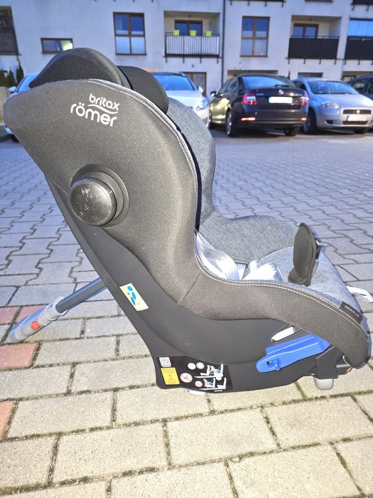 Britax romer max way plus blue marbel