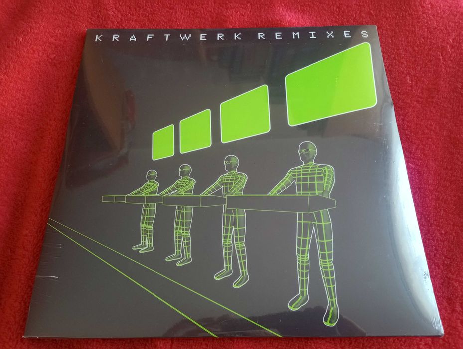 Kraftwerk 'Remixes' (3LP).  Wydawnictwo NOWE - w folii.