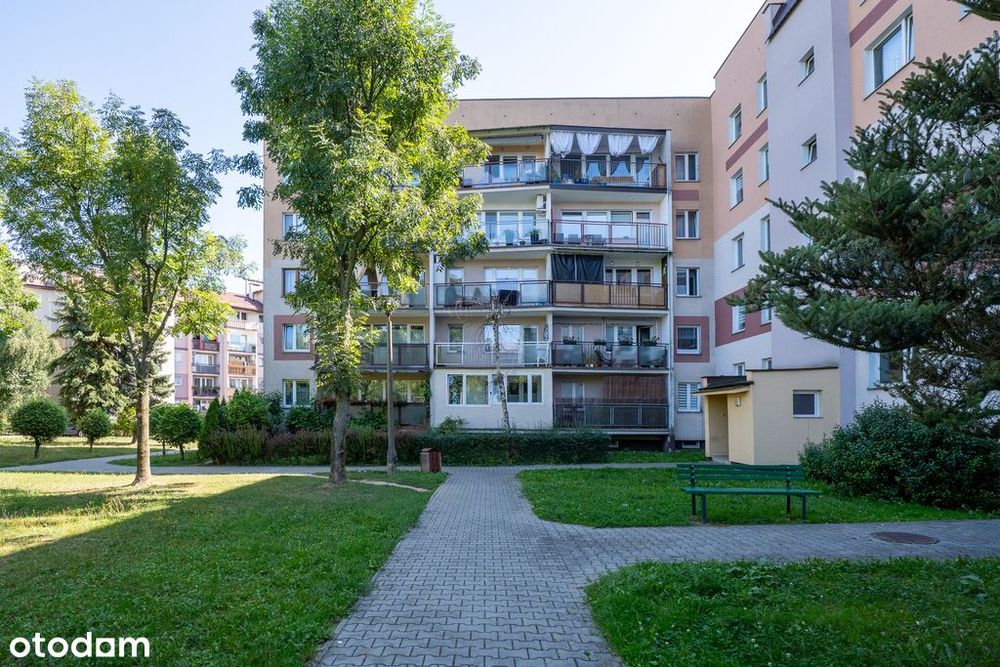 3-4 pokoje, 72 m², garaż, oddzielna kuchnia, 4 pięt.