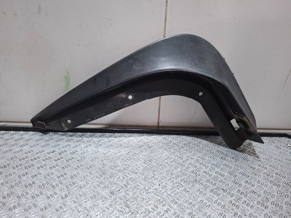 Chlapacz prawy tył Skoda Superb Rok 2014 hatchback nr 3T5821822