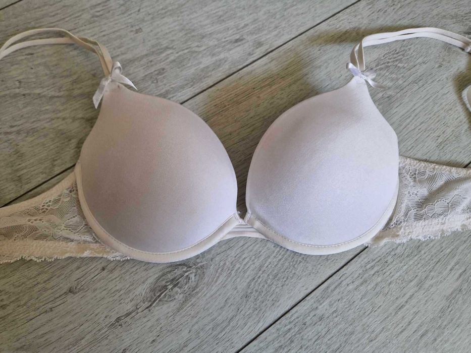 H&M biały biustonosz super push up z koronką 70B