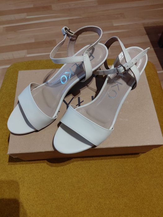 Buty Ryłko rozm. 38 jak nowe