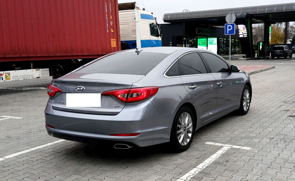 Продам автомобіль Hyundai Sonata LPI