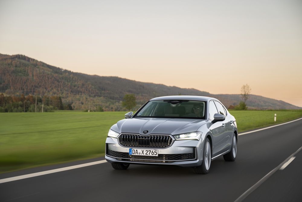 Skoda Superb ver-2-0-tdi-sc-dsg