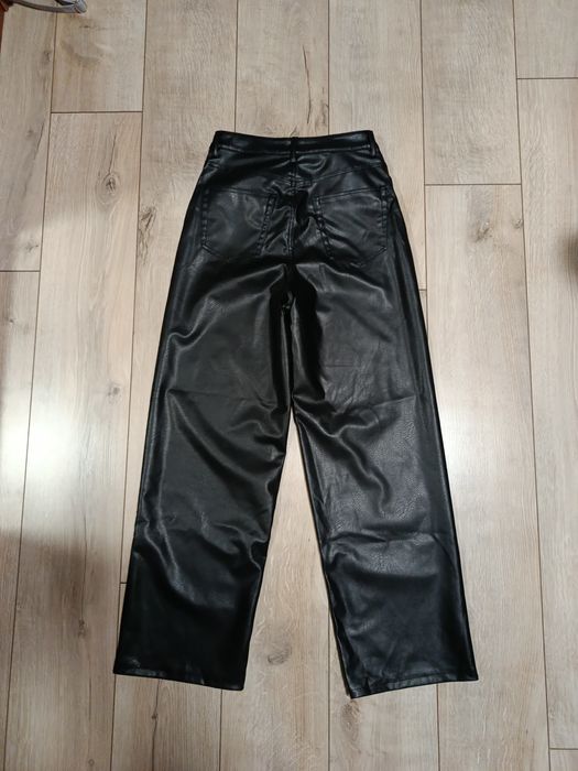 Шкіряні штани з екошкіри H&M, р. S-M