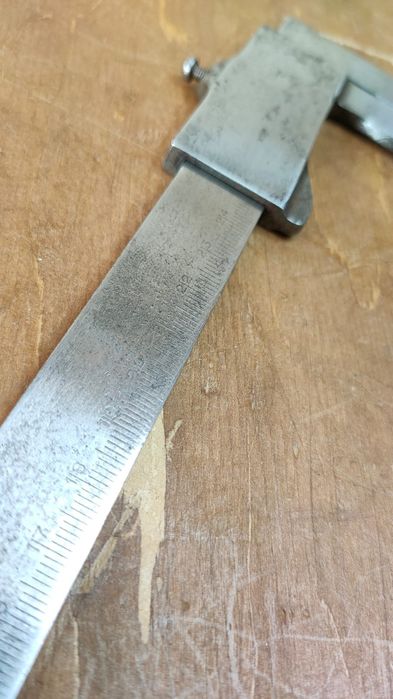 Oryginalna suwmiarka Mauser - klimat starego warsztatu