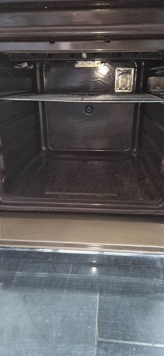 Kuchenka gazowa elektryczna