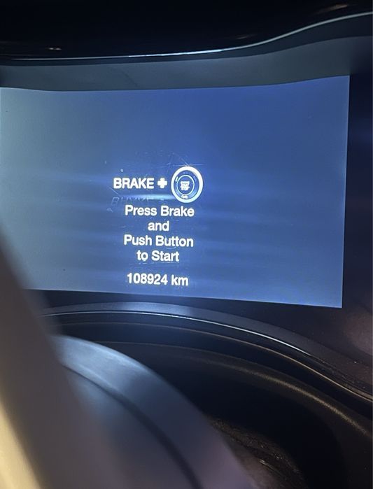 Jeep Grand Cherokee WK2 2021 год 3.6 полностью в родной краске.