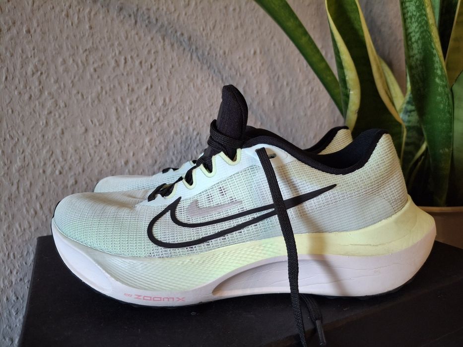 Nike Zoom Fly 5 buty sportowe damskie 40