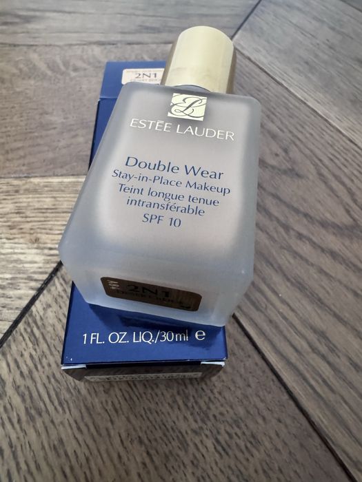 Estee Lauder Double Wear 2N1