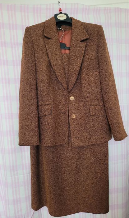 Garsonka damska (żakiet i spódnica)