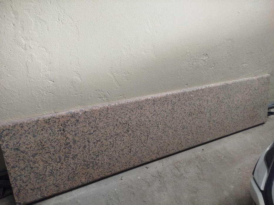 Tampo de banca de cozinha em granito