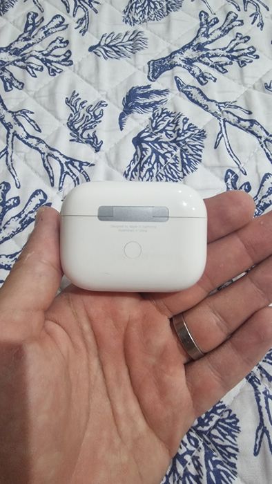 AirPods Pro 2 (USB-C)
