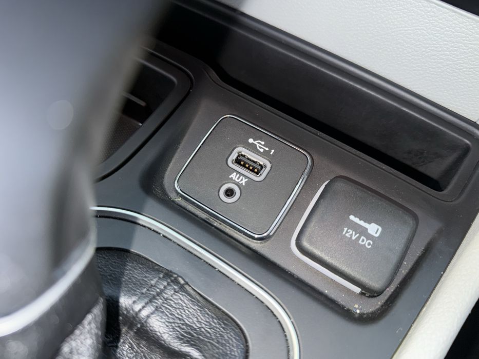 JEEP CHEROKEE 2022 р. 3.2