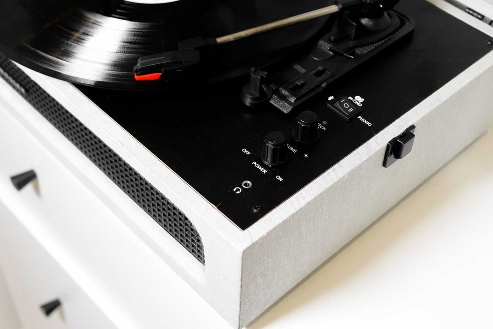 Вініловий програвач Crosley Voyager для всіх платівок пластинок