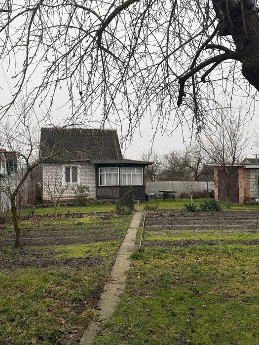 Продам двоповерхову дачу біля річки Десна в СТ «Горизонт», с. Жавинка!