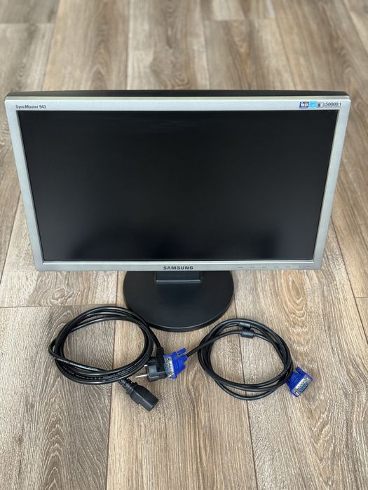Монітор Samsung 943NW