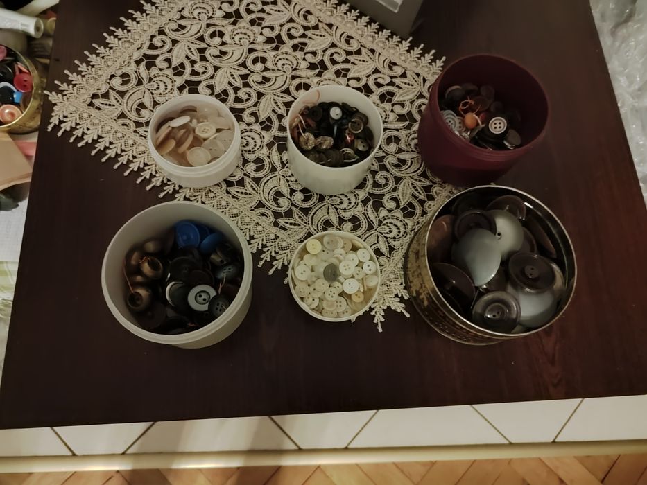 Guziki stare różne