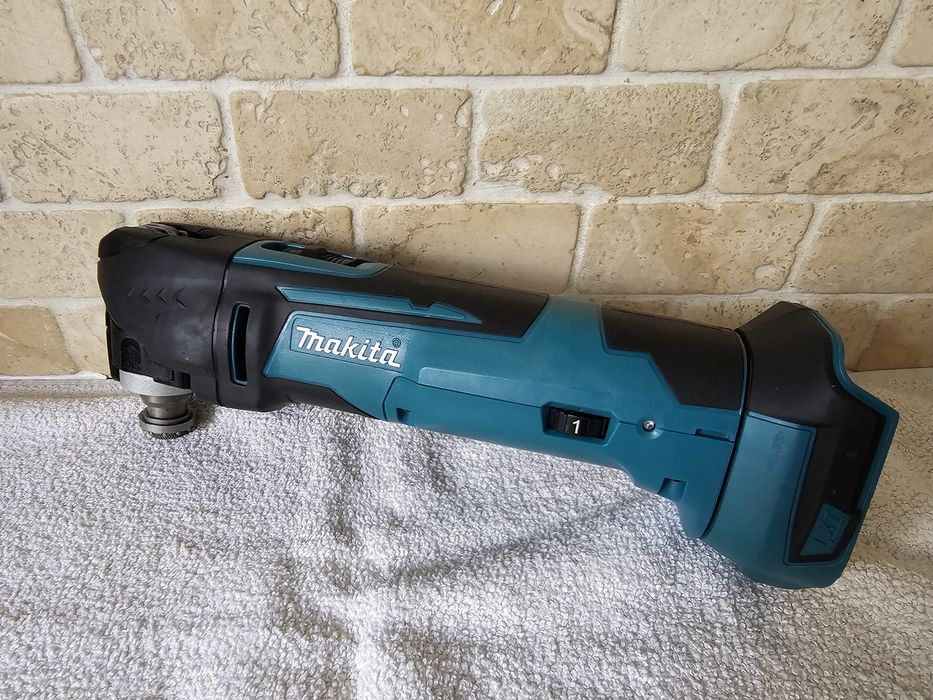 Makita  DTM51 Multi-Tool  Urządzenie Wielofunkcyjne