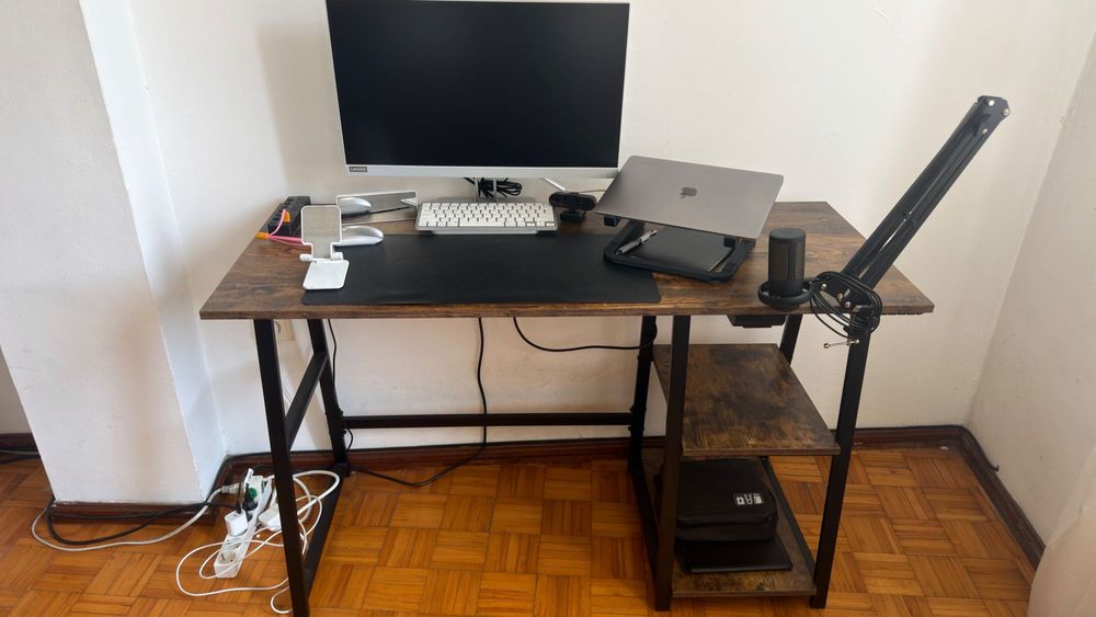Mesa secretária para escritório