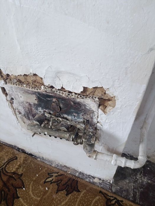 Продам будинок в житловому стані