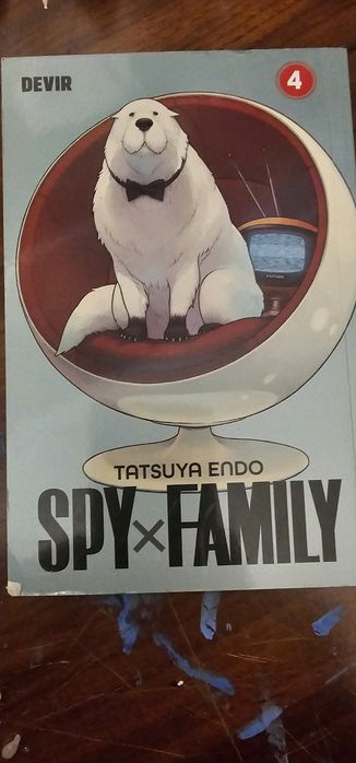 spyxfamily volume 4