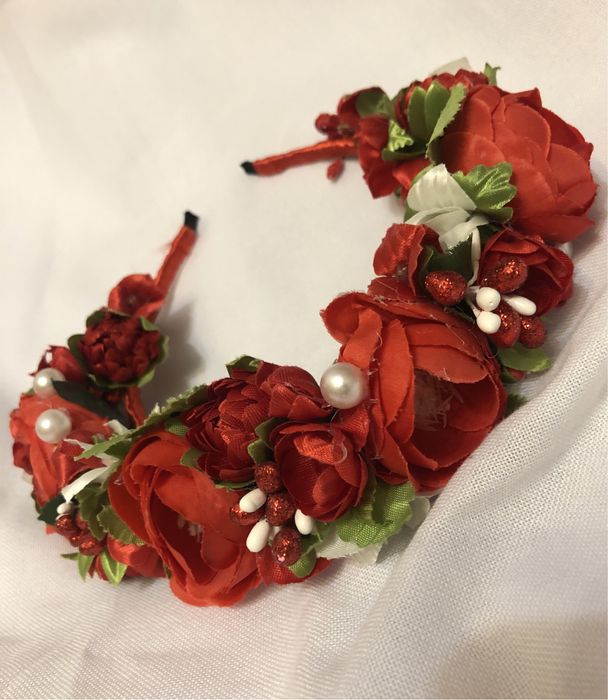 Вінок штучних квітів