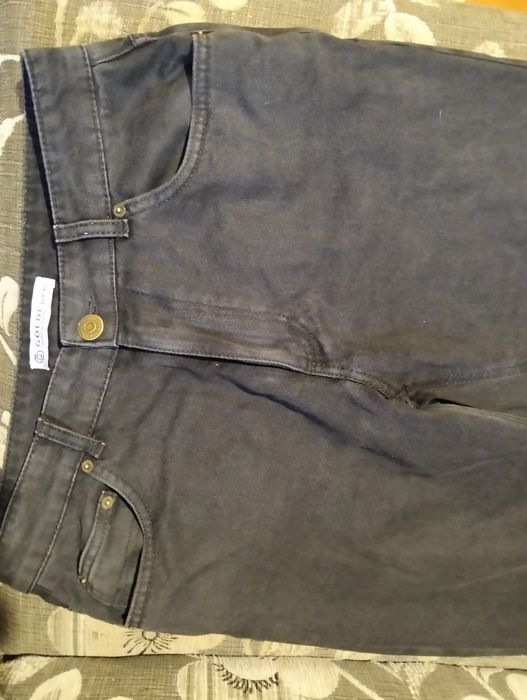 Продам чоловічі джинси. Нові.