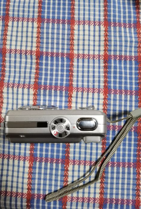 Máquina fotográfica digital mystral 5 megapixels