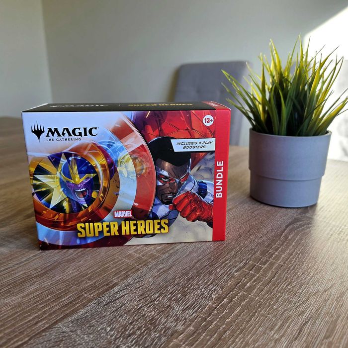 Magic: The Gathering Marvel Super Heroes Bundle - Selado - MTG
